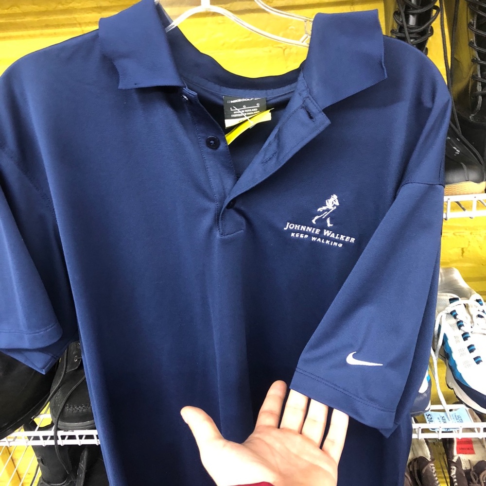Clean Nike golf polo Johnny Walker sz L